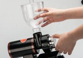 Electric Coffee Bean Grinder - 150W, 1 Litre Bean Capacity, 16 Grinding Levels, Classic Black Design N2