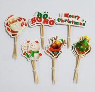 Yunko 24pcs Christmas Cake Cupcake Decorative Cupcake Topper for Christmas Party Themed Party (Wrappers and Toppers) N11