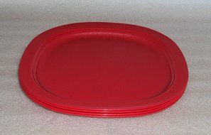 Tupperware Impressions Microwave 9 Inch Luncheon Plates Red N2