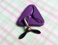 Silicone Mold Airplane Propeller Mould (35mm) Cake Decoration Jewelry Metal Clay