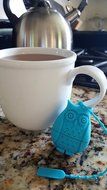 Hoot-Tea Owl Tea Strainer/ Infuser Loose Leaf Tea Maker by WickedGoodz (Olive Green) N7