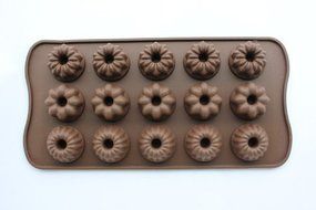 15 Cavity small Flower Silicone Chocolate Mold Chocolate Craft Candy Baking N3