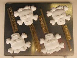 Skull With Bow, Bones, And Heart Shaped Eyes H160 Halloween Chocolate Candy Mold