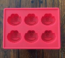 Sesame Street Elmo Silicone Candy Chocolate Mold Mini Cake Pan N2