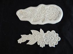 Lace Flowers Medallion Mold by CK N4