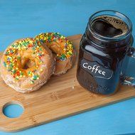 Large Donut Pan &ndash; Non-stick Silicone Donut Mold Made Of Heavy Duty, Heat Resistant Material To Bake 9 Full Size... N10