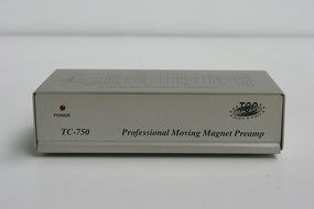 TCC TC-750 SILVER Audiophile Phono Preamp, Pre-amp (Preamplifier)