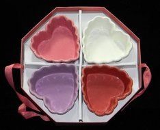 Williams-Sonoma Scalloped Heart Ramekins Set of 4 Boxed