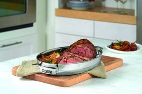 Viking Culinary 3-Ply Stainless Steel Oval Roaster with Metal Induction Lid and Rack, 9 Quart N7