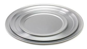 Royal Industries ROY PT 17 17&quot; Wide-Ring Aluminum Pizza Tray N5