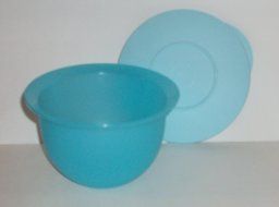 Tupperware Impression Small 2.5 Cup Mixing Bowl Blue