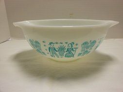 VINTAGE PYREX AMISH BUTTERPRINT 2 1/2 QUART BOWL #443