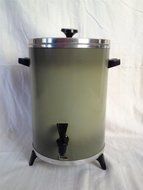 Vintage Avacado Green West Bend Insulated Automatic Percolator 12-30 Cup Enameled Steel