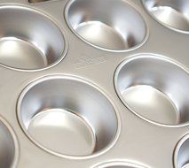 Fox Run 4868 Stainless Steel Muffin Pan Silver 1 N3