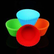 MassMall&reg; Set of 12 Coloured Silicone Cupcake / Muffin Cases 2.8" N4
