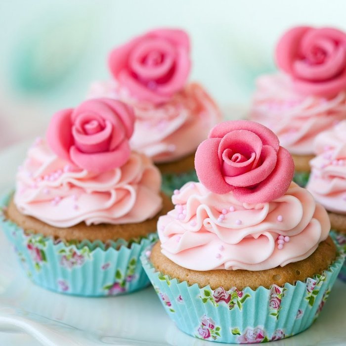 TecGeo(TM) 100pcs/set Paper Muffin Baking Cups Mix 4 Color Christmas Wedding Cupcake Liners Mold Cake Decorating...