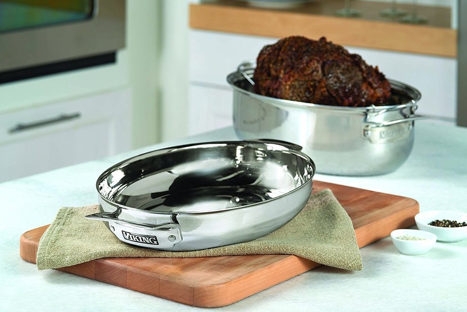 Viking Culinary 3-Ply Stainless Steel Oval Roaster with Metal Induction Lid and Rack, 9 Quart N3