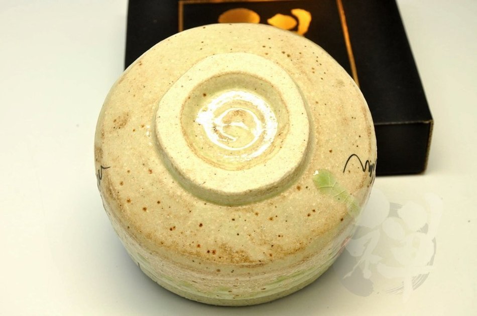 Japanese Mino yaki Matcha Bowl Green Tea 12.3 / 12.3 / 7.2cm (4.8 / 4.8 / 2.8inch)[7157] N2