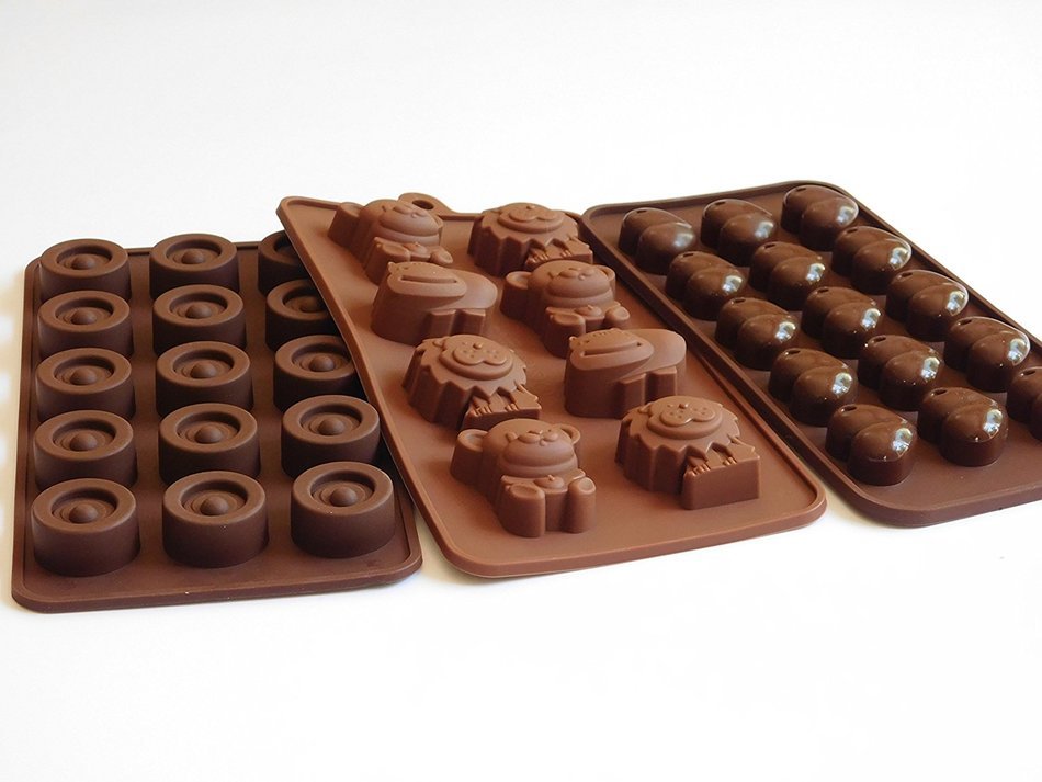 Silicone 3 Piece Candy Mold set, Hearts, Round Mold, and Lions/bear/hippo Candy Molds N5