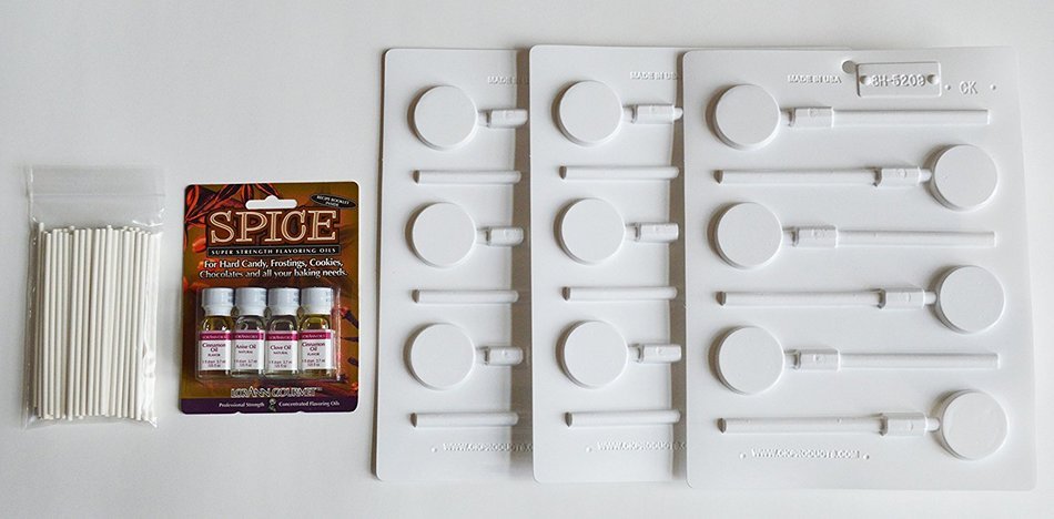 8H-5209-S 1 1/2" Round Sucker HC Mold, with Sticks and Bags/ Spice Loran Oil /Packet of 3 molds