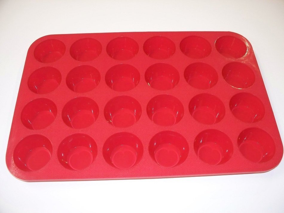 24 Cup Silicone Mini Muffin Pan N3