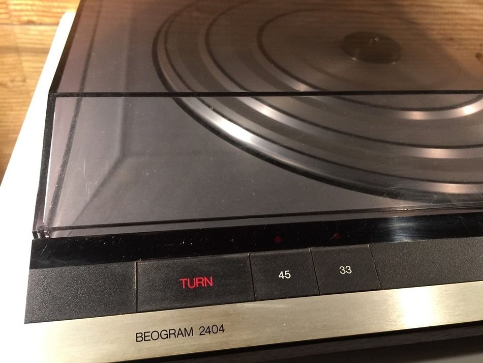 Bang & Olufsen Of Denmark Beogram 2404 Turntable N6