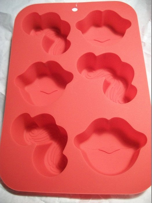 Silicon Muffin Mold - Mustache & Kissy Lips N2