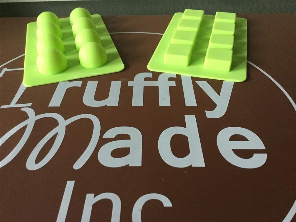 Truffly Made 16-Cavity Round & Square Chocolate Truffle, Candy Mold, Pack of 2 N3