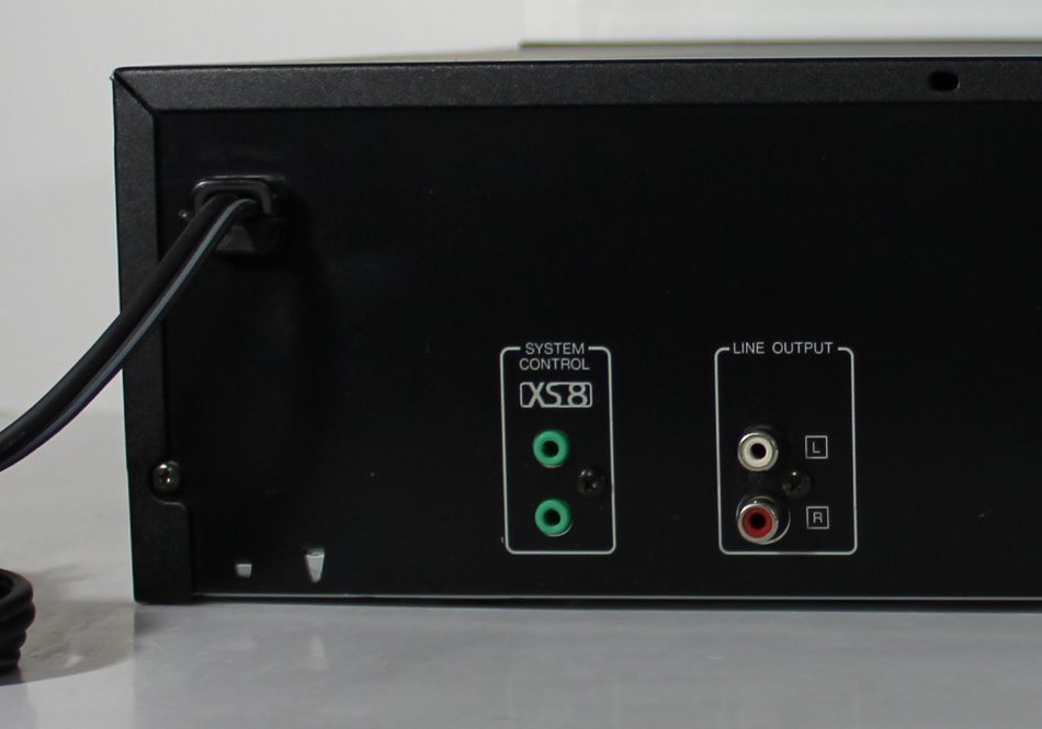 Kenwood DP-R3060 5 Disc CD Player Compact Disc Changer N2
