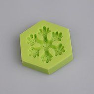Sher Fonddant Cake Decorating Tools 3D Snowflake Christmas Silicone Mold for Cupcake Candy Chocolate Soap Clay... N3