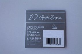 White Gift Boxes and Tissue Paper Wrapping Set N2