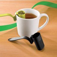 Clip-on Tea Infuser Colander Strainer Fits on Cup Mug Random Colours N4