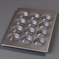 Carlisle 601834 Steeluminum 12 Cup Large Cup Cupcake Pan, 17.75" Length x 12.87" Width, 4-oz. Capacity (Case of 6) N2