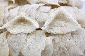 High Quality Asian Dessert Cuisine for Skin Beauty Health Selected Triangle Shape Dried Swallow Edible Bird's... N6