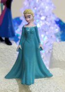 Frozen 23-Piece Elsa and Anna Birthday Cake Topper Set, Contrasting Spring Arendelle with Frozen Arendelle N3
