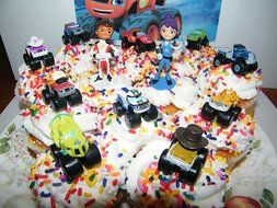Nickelodeon Blaze and the Monster Machines Deluxe Mini Cake Toppers Cupcake Decorations Set of 13 Figures with... N5
