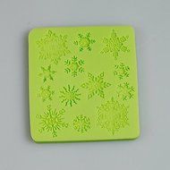 Sher Christmas Snowflake Silicone Mold Chocolate Fondant Cake Decorating Tools for Cupcake Candy Chocolate Clay... N3
