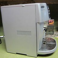 DeLonghi Magnifica ESAM4400 Super Automatic Coffee Center N8