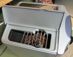 DeLonghi Magnifica ESAM4400 Super Automatic Coffee Center N9