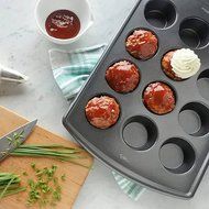 Wilton Advance Select Premium Nonstick 12-Cup Muffin Pan in Gunmetal N2