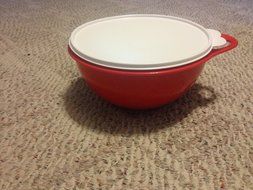 Tupperware Thatsa bowl Jr Chili Red Mixing Bowl