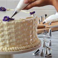 Cake Decoration Tips Set - ONLY 30pcs cake decoration kit including Reusable silicone icing bag, coupler, cake... N5