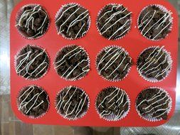 Elbee Silicone Deep Cup Muffin Pan, 12 Cup Muffin or Cupcake Mold / Baking Tray
