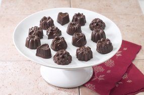 Nordic Ware 59402 Commercial Series Tea Cake &amp; Candies Mold Pan N2