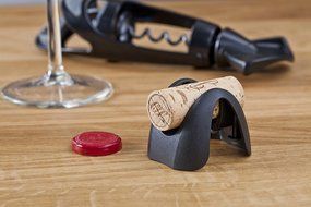 Vacu Vin Arch Foil Cutter - Black N3