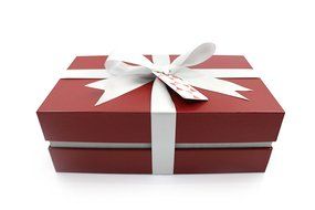 Fancy Gift Box Kit with Lid and Ribbon | Tissue Paper &amp; Tag, Red Canvas Exterior | Complete Gifting Set | Decorative... N3