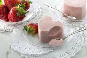 Lekue 8 Cavities Heart Multi Cavity Baking Mold, Red N2