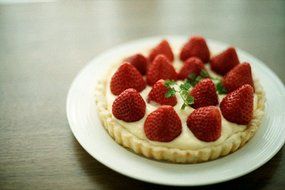 Tosnail Non-Stick 4 Inch Round Mini Tart/Quiche Pan, 4-Inch Diameter, Set of 6 N5