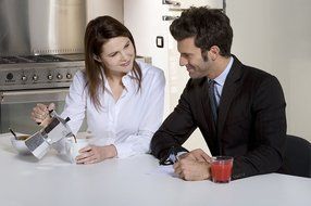 Classic 6 Cup Capacity Stovetop Italian Moka Espresso Maker. Best Polished Aluminium Pot for Camping or Outdoor... N6