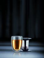 Bodum 12-Ounce Tea for One, Double Wall Glass with Strainer, Red N9